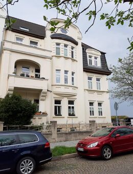 Eine schöne 3 Zimmer Wohnung - Naumburg (Saale)