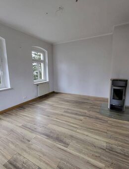 Frisch sanierte 5-Raum Wohnung in Cranzahl mit Kamin, Garage und Garten! - Sehmatal