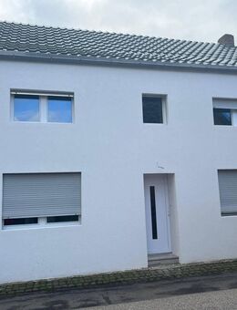 Freihstehendes sowie vollständig, energetisch saniertes Einfamilienhaus in Erftstadt - Erp DIREKT VOM EIGENTÜMER! - Erftstadt