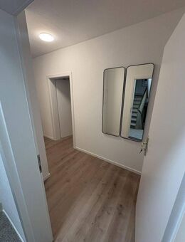 1.OG: Modern sanierte 2-Zimmer-Wohnung in Tuttlingen - Tuttlingen