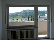 Top 1-Zimmer-Apartment: Helle 1-Zimmer-Wohnung – großer Süd-Balkon mit Panoramablick – Tiefgarage – zentrale Lage – bezugsfertig – ohne Makler - Bad Nauheim