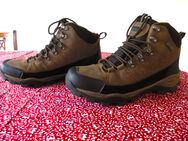 Midcut LEDER Stiefel Trekkingschuhe. *NEU* Wanderstiefel. Hohe Sneaker. Walking Boots. Schnürstiefel. TOP Verarbeitung. Farbe: Mittleres Braun. Super griffige Sohle. Angenehme Schaft-Rand-Polsterung. LADEN-NEU. Gr. 45, passt auch für Gr. 46. Landrover. - Bad Oeynhausen