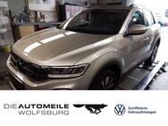 VW T-Roc, 1.0 TSI Move Stand, Jahr 2024 - Wolfsburg