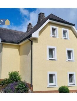 Wohnhaus 173 qm, Nebengebäude in 95236 Stammbach - Stammbach