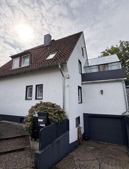 Attraktive Gelegenheit: Stilvolles Einfamilienhaus mit Garten! - Detmold