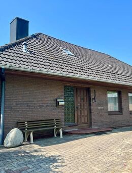 Vielseitiger Winkelbungalow mit Ausbaureserve auf parkähnlichem Grundstück vor den Toren Husums - Mildstedt