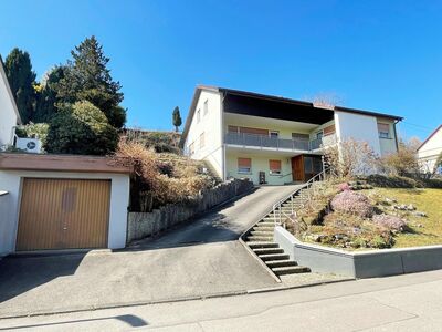 Gepflegtes Einfamilienhaus mit Einliegerwohnung