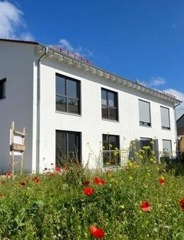 Modern. Hell. Grün. - Neubau-Doppelhaushälfte in lebenswerter Lage - Winkelhaid