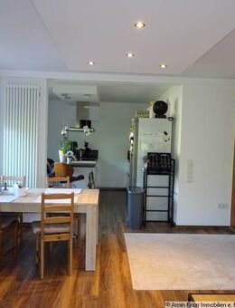 Sanierte 3-Zimmer-Wohnung mit Einbauküche, Balkon und Garage in Oldenburg/ Ohmstede - Oldenburg
