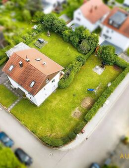 Großzügiges Zwei- bis Dreifamilienhaus, mit viel Potenzial in Regensburg, Stadtteil Reinhausen - Regensburg
