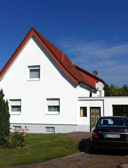 Doppelhaushälfte mit Keller, großem Garten, Garage - Geseke