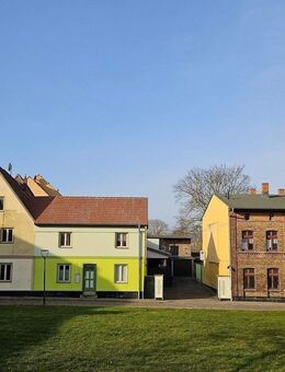 Mehrfamilienhaus mit Potential, acht Wohnungen in der Hansestadt Anklam! Denkmalschutz! - Anklam