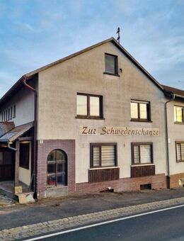 EINZIGARTIGES ANWESEN "Zur Schwedenschanze" - EFH + Gastrobetrieb auf 8.849 m² Grund - Hofheim (Unterfranken)