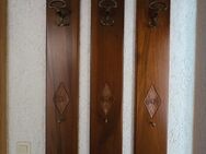 Garderobe aus Nussbaumholz, vintage, passend zu Dielenschrank - Wadgassen