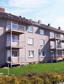 Sonnige, große DACH-ATELIER Wohnung in Baunatal - Baunatal