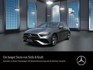 Mercedes A 180, AMG LINE ADVANCED PLUS AMBI, Jahr 2023 - Gießen