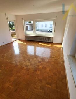 Großes, helles 3-Familienhaus in 89555 Steinheim am Albuch - Steinheim (Albuch)