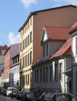 große, ruhige 2-Zi.DG Whg mit Blick auf die Marienkirche. im Herzen der Altstadt, für Jung und Alt - Stralsund