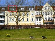 SCHIFF AHOI in KIEL-HOLTENAU: Freiwerdende 2-Zimmer-Wohnung mit maritimen Blick auf den N-O-K - Kiel