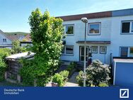 ***Großes Reiheneckhaus mit 2 Garagen in Bad Driburg*** - Bad Driburg