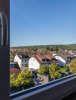 Top-Zustand & Traumlage: 4,5-Zimmer-Maisonette mit Aussicht - Oppenheim