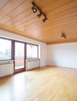 Zweifamilienhaus mit Garage und Garten in Ingolstadt (Giebelstadt) - Giebelstadt
