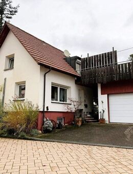 Wohnen mit Geschichte und Herz: Einfamilienhaus mit Wintergarten, Dachterrasse & Garten in Bühl-Eisental - Bühl