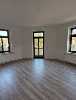 große 2-Raum-Wohnung mit Balkon in ruhiger Lage - Meißen