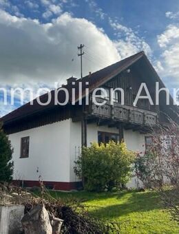 Dieses Anwesen wird Ihnen gefallen. EFH auf sonnigem Grundstück in Erisried/Stetten! - Stetten (Bayern)