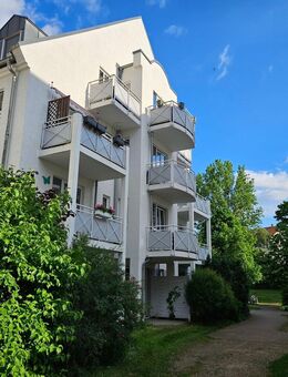 Komfortable ETW mit TG und zwei Balkonen - Leipzig