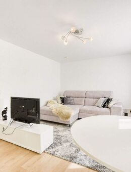 +++ gute Wohnlage - eigener Zugang - Souterrain mit Terrasse - an einen Nichtraucher - keine EBK +++ - Stuttgart