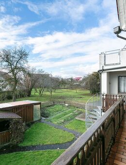 Große Wohnung mit viel Platz - Garage, Garten, Balkon und Dachterrasse - Öpfingen