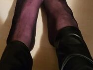 Sissy Dwt gibt sehr gerne Footjobs - Metzingen