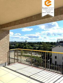 Moderne 4-Raumwohnung mit schönstem Blick auf die Elbe wartet auf Sie! - Dresden
