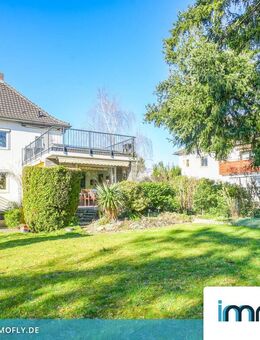 Attraktive Maisonette-Wohnung: Dachterrasse, Gartenanteil & niedrige Nebenkosten - Neuss