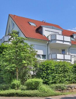 Exklusive Maisonette-Wohnung mit traumhaftem Studio und Panoramablick - Tamm