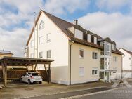 Perfekt geschnittene 2-Zimmer-Eigentumswohnung mit Balkon und Carport im begehrten Schirmitz - Schirmitz