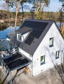 Wassergrundstück mit Architektenhaus & Bootssteg in idyllischer Lage - Königs Wusterhausen