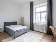Möbliertes WG-Zimmer in traumhafter Altbauvilla - Mädels-WG - Dachau
