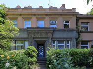 Denkmal im Dichterviertel - Köln