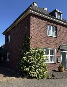 freistehendes Einfamilienhaus mit großem Grundstück - Geldern