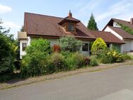 Hasselberg: idyllisches EFH mit Einliegerwohnung und Doppelgarage - Hasloch