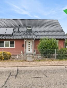 Großzügiges Einfamilienhaus mit 5 Zimmern in Ortsrandlage von Lüdersdorf - Lüdersdorf