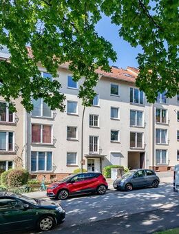 Freie Dachgeschosswohnung - Hamburg