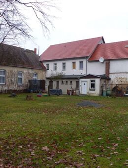 Anwesen mit vielseitigem Nutzungspotenzial in der Gemeinde Wermsdorf zu verkaufen, ehemaliger Gasthof mit Nebengebäuden und ca. 2.630 m² großem Grunds - Wermsdorf