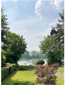 Gartengeschoss mit herrlichem Rheinblick - Doctor Invest - Niederkassel