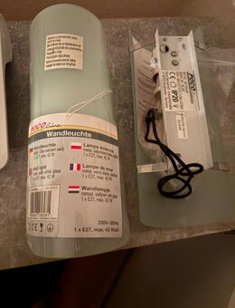 Wandleuchte aus Glas - Leverkusen