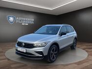 VW Tiguan, 1.5 TSI United, Jahr 2021 - Amelinghausen