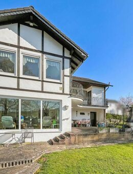 Charmantes Einfamilienhaus mit möglicher Einliegerwohnung mit traumhaftem Ausblick in Loope - Engelskirchen