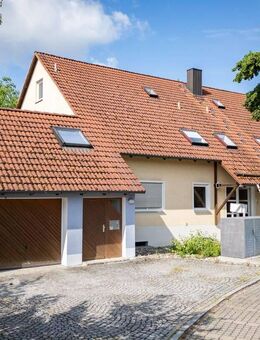 Attraktives Mehrfamilienhaus in Lappersdorf, 4% Rendite - 6 Wohneinheiten, voll vermietet - Lappersdorf
